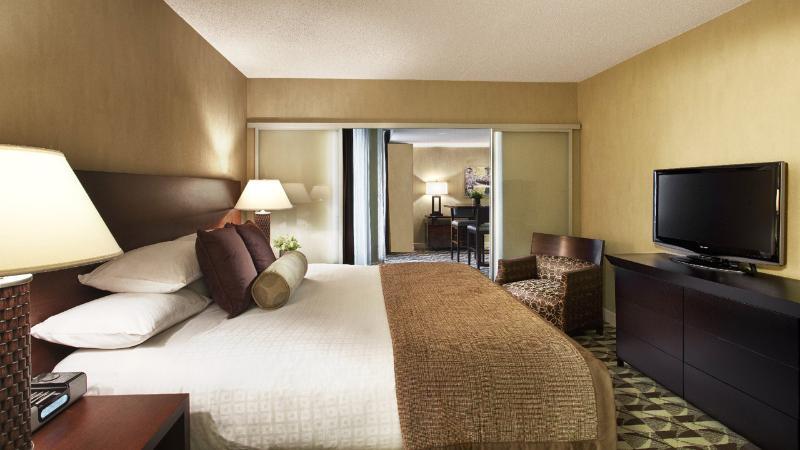 ไฮแอท รีเจนซี เชาม์เบิร์ก Hotel ชอมเบิร์ก ภายนอก รูปภาพ